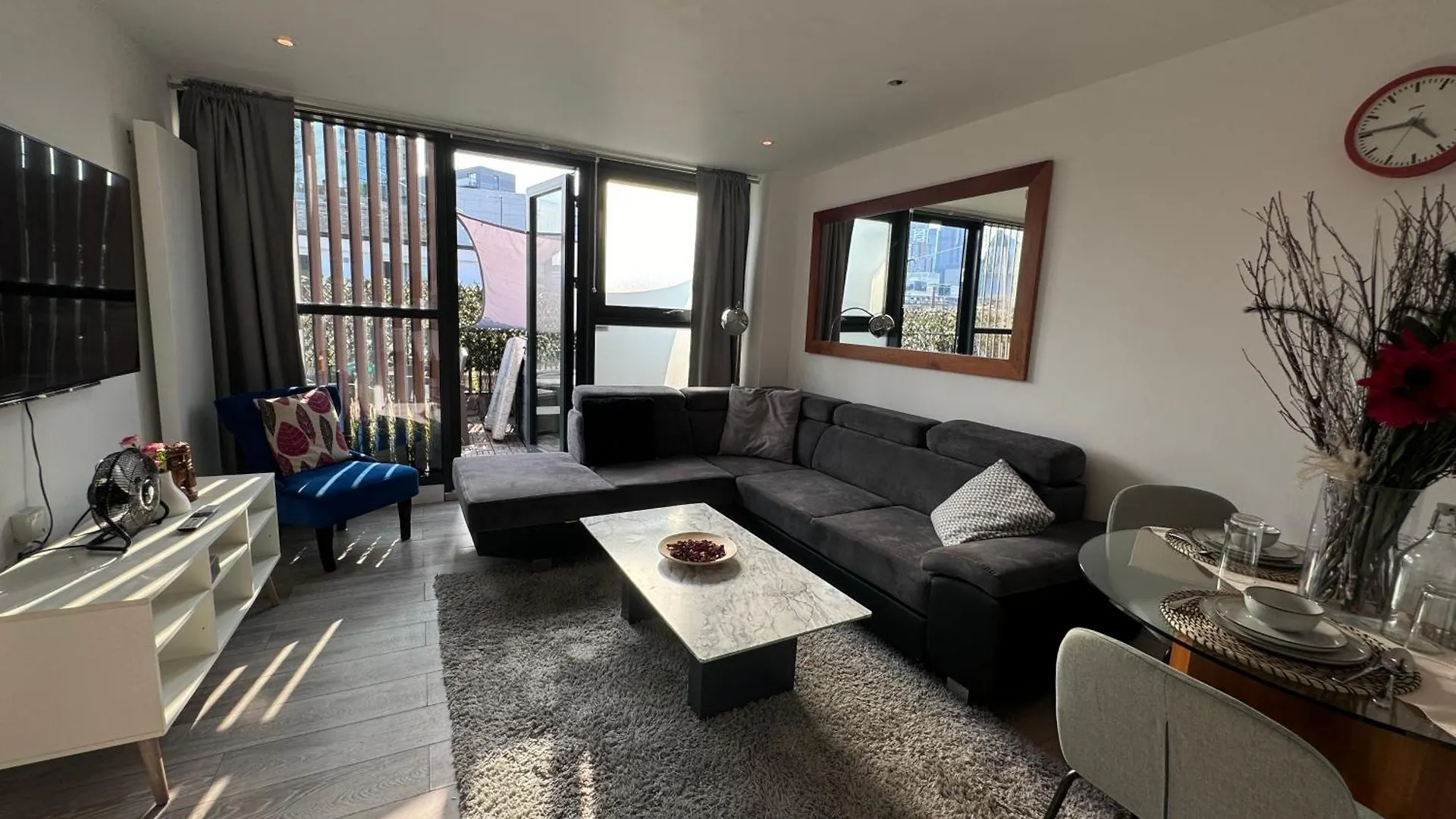 Ft10 Brick Lane Apartment London