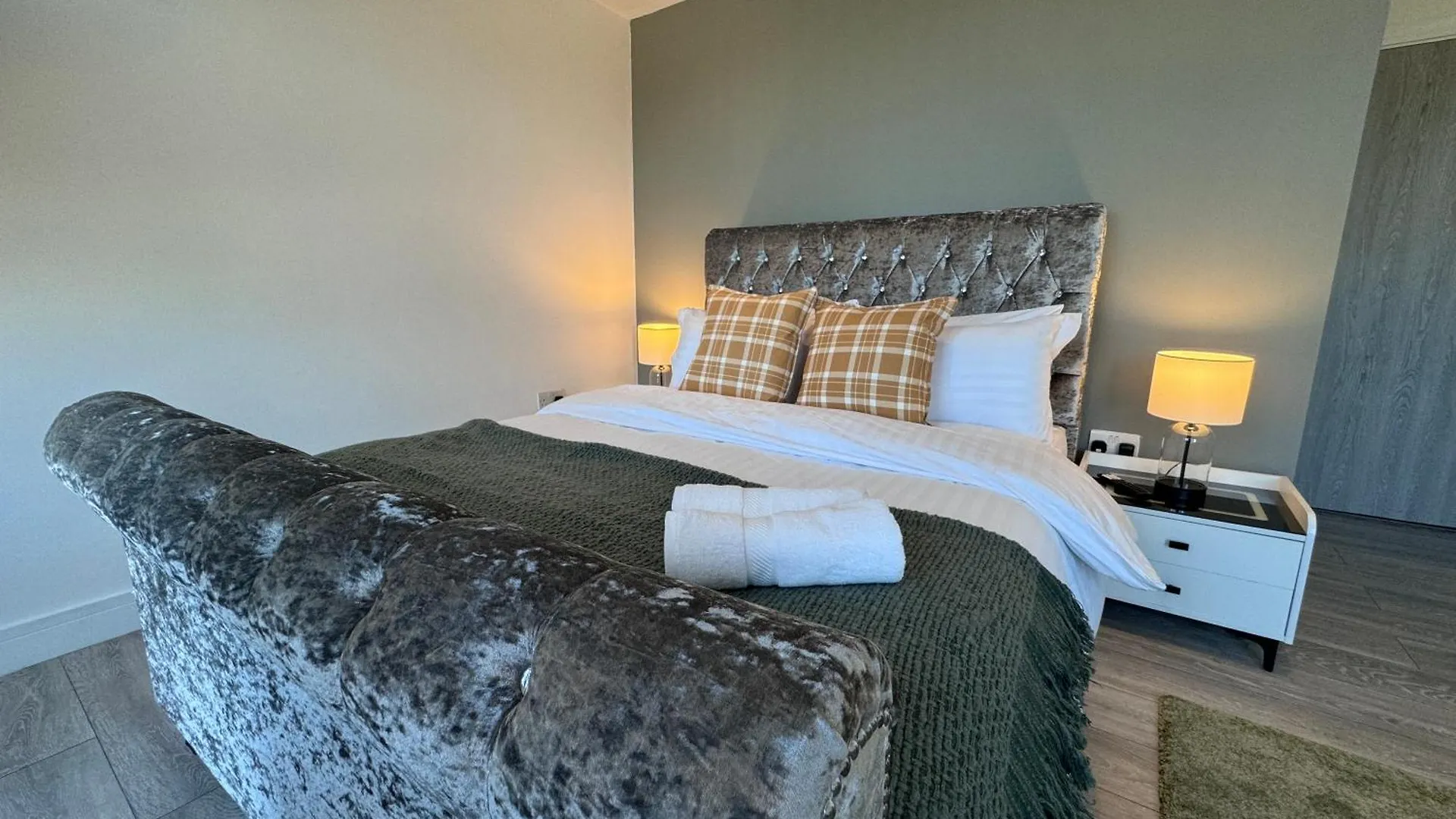 Ft10 Brick Lane Apartment London